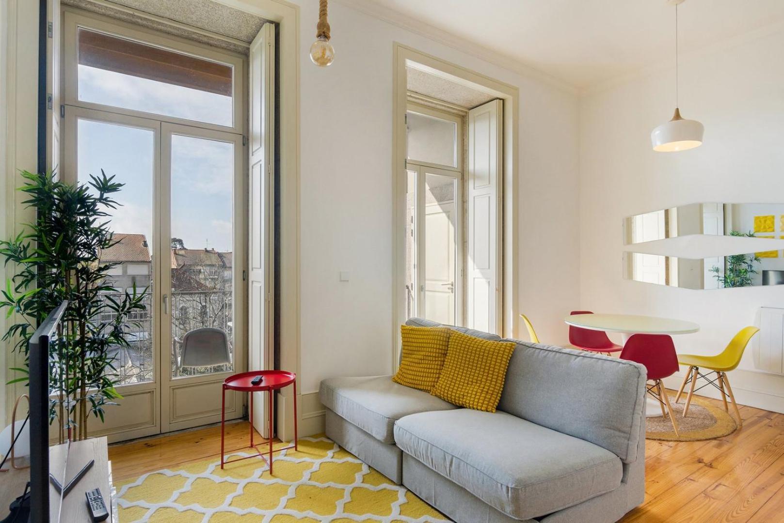 Guestready - Urban Oasis With Private Balcony Lägenhet OOporto Exteriör bild